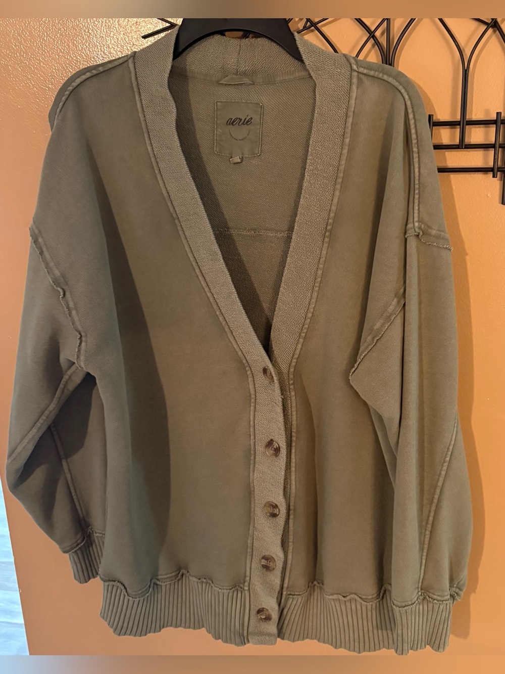 Aerie oversized fleece button down cardigan size LG olive green.
